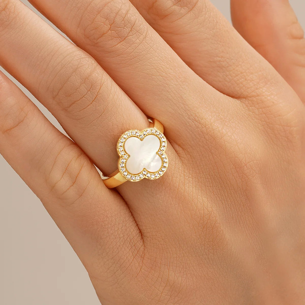 Bague Trèfle en Nacre et Argent Doré AGF170084R
