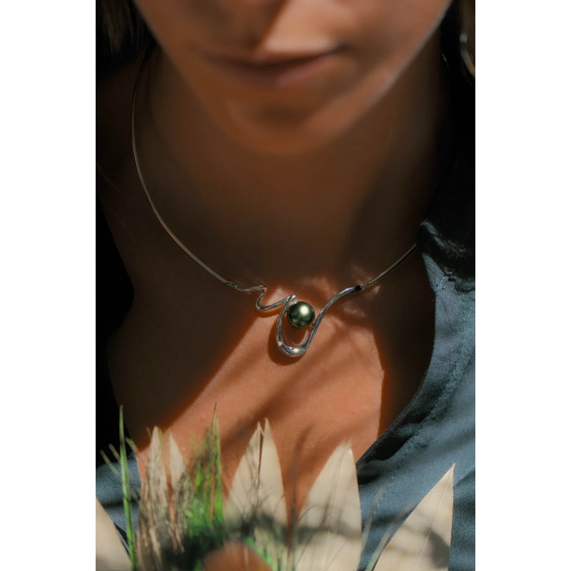 Collier Jonc Lagune Femme en Argent Rhodié, Perle de Tahiti et Diamant – Iza-B