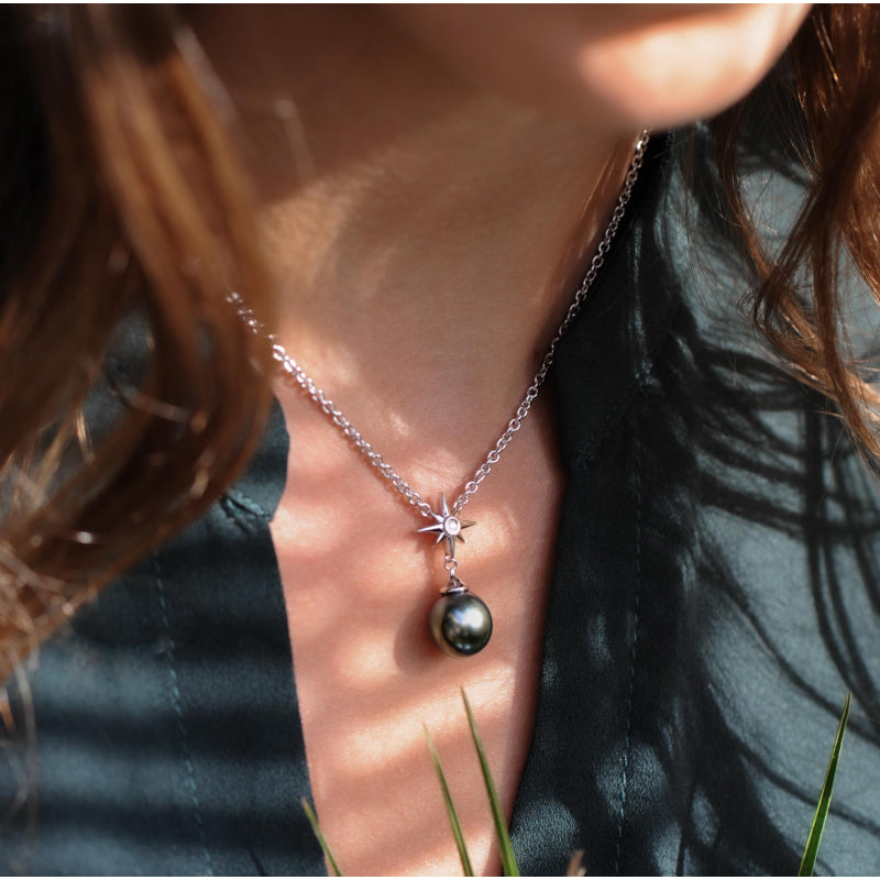 Collier Archipel Femme en Argent Rhodié, Perle de Tahiti et Diamant – Iza-B