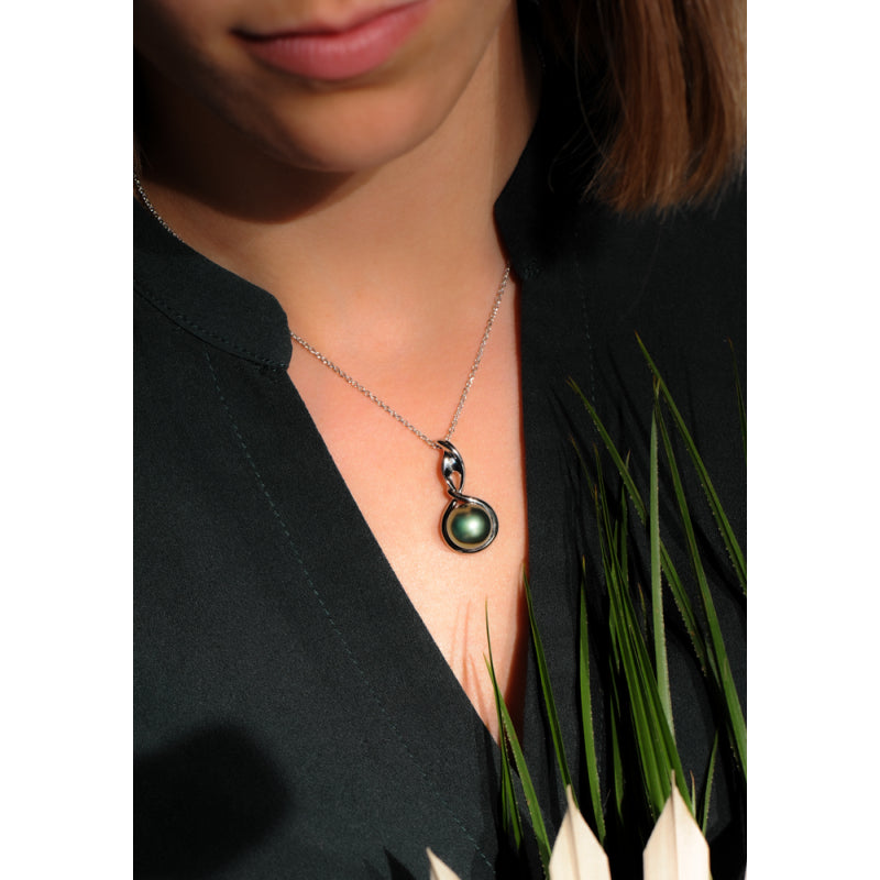 Collier Flore Femme en Argent Rhodié, Perle de Tahiti et Diamant – Iza-B