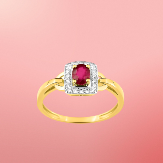 Bague en or jaune 375‰, rubis ovale et oxydes