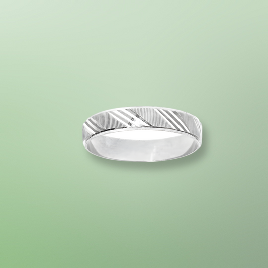 Alliance Argent Rhodié 925/1000e – Ruban Motif Diamanté Striée 4 mm